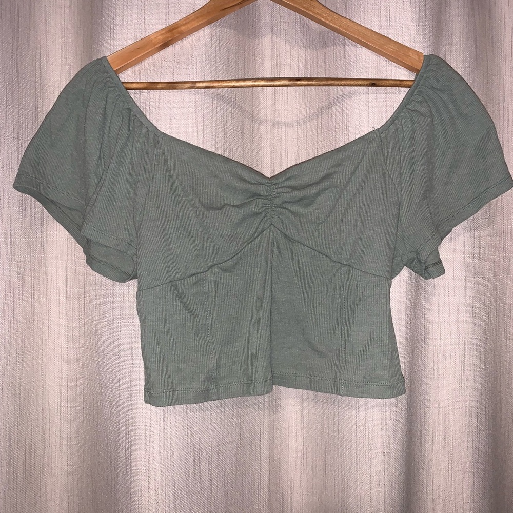 American Eagle Outfitters Green Off-Shoulder Crop Top